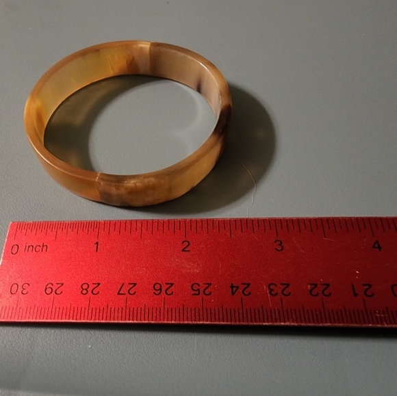 X-SMALL Narrow Millard Couture Natural Horn Bangle - Picture 5 of 5